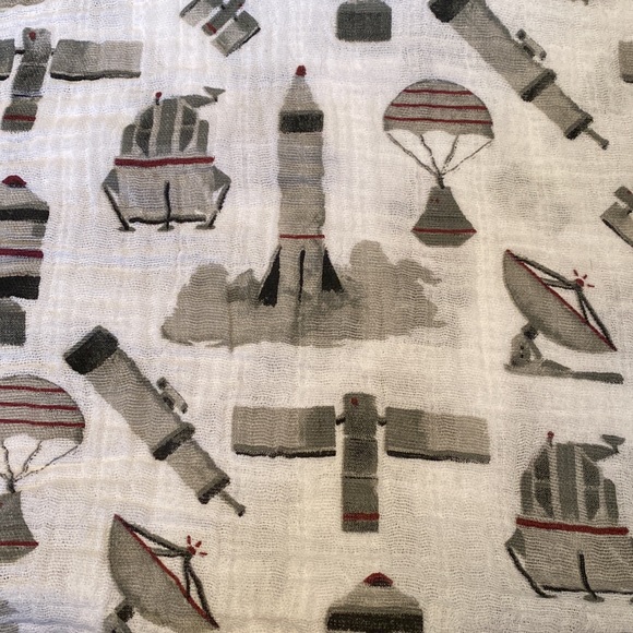 Little Unicorn | Set of 2 Muslin Space Swaddles - Picture 2 of 3